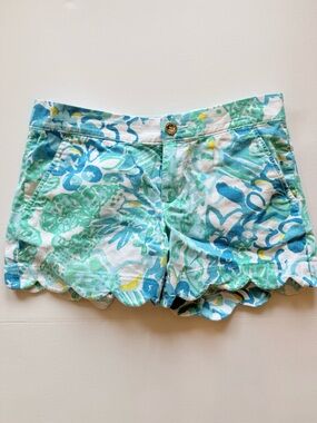 Lilly Pulitzer Women’s Buttercup  Floral Scallop Hem Shorts - Aqua Multi